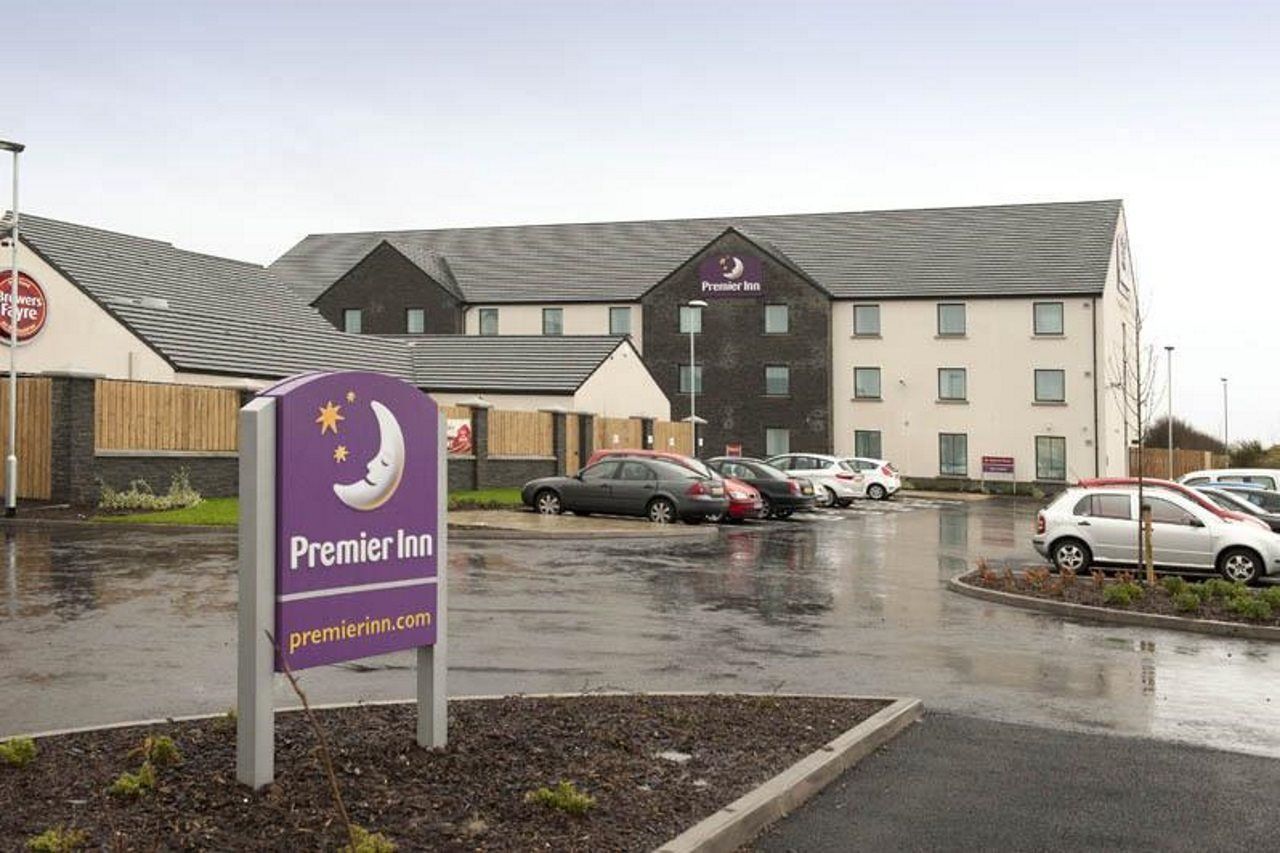 Premier Inn Derry / Londonderry Exteriör bild