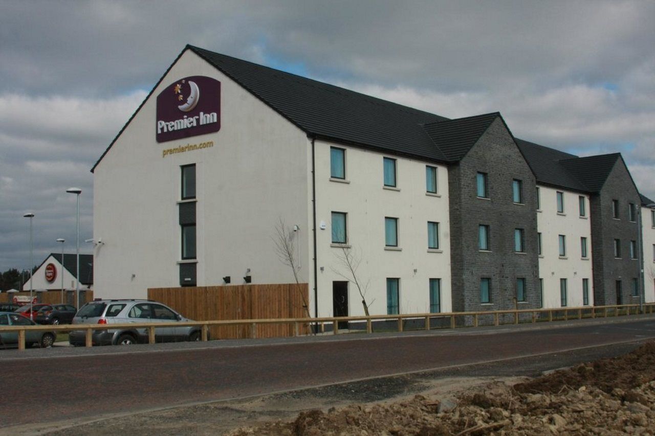 Premier Inn Derry / Londonderry Exteriör bild