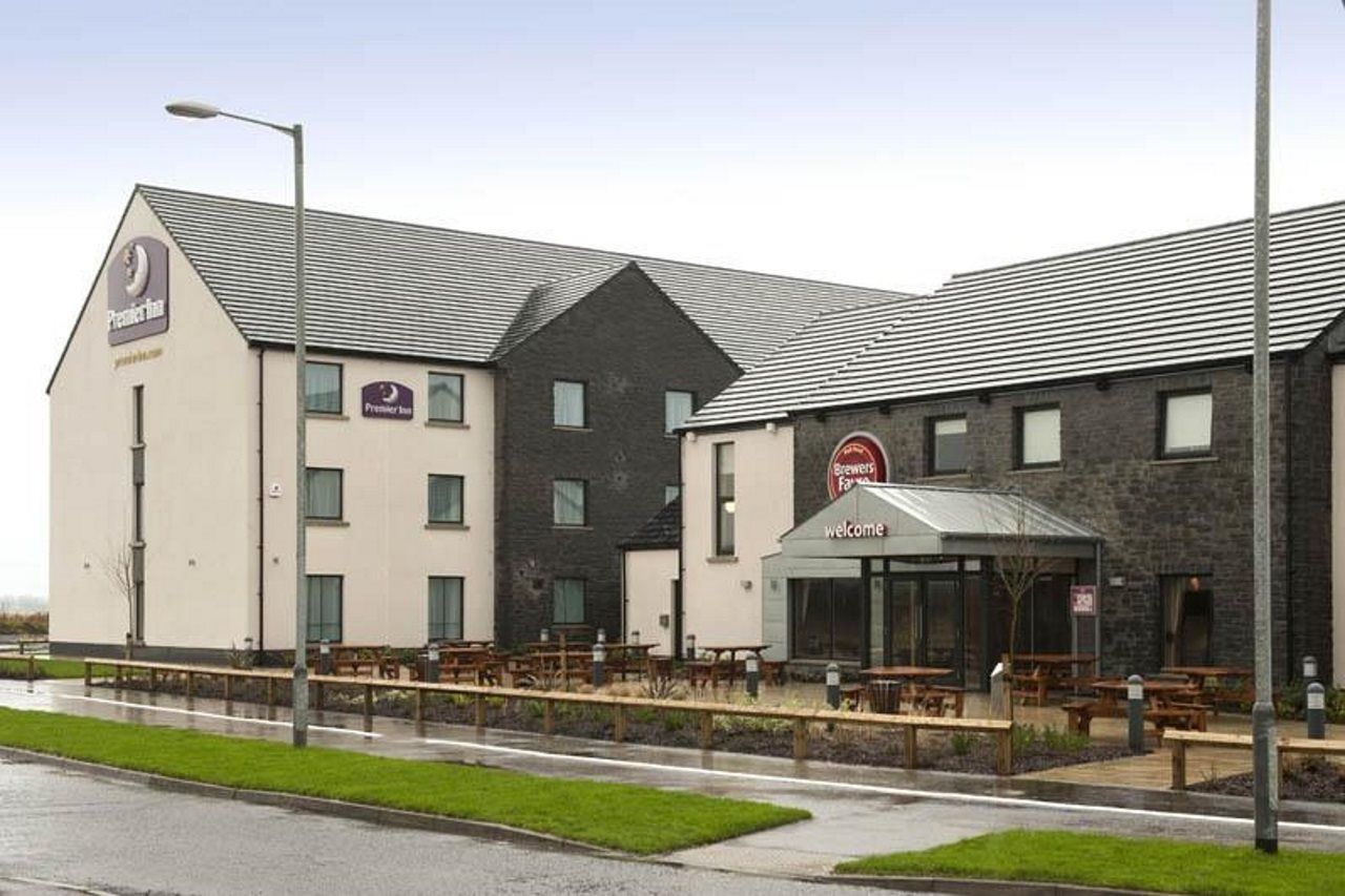 Premier Inn Derry / Londonderry Exteriör bild