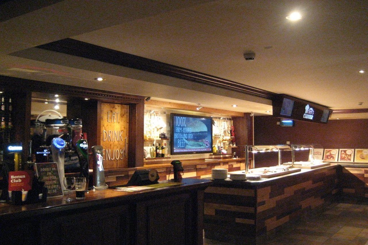 Premier Inn Derry / Londonderry Exteriör bild