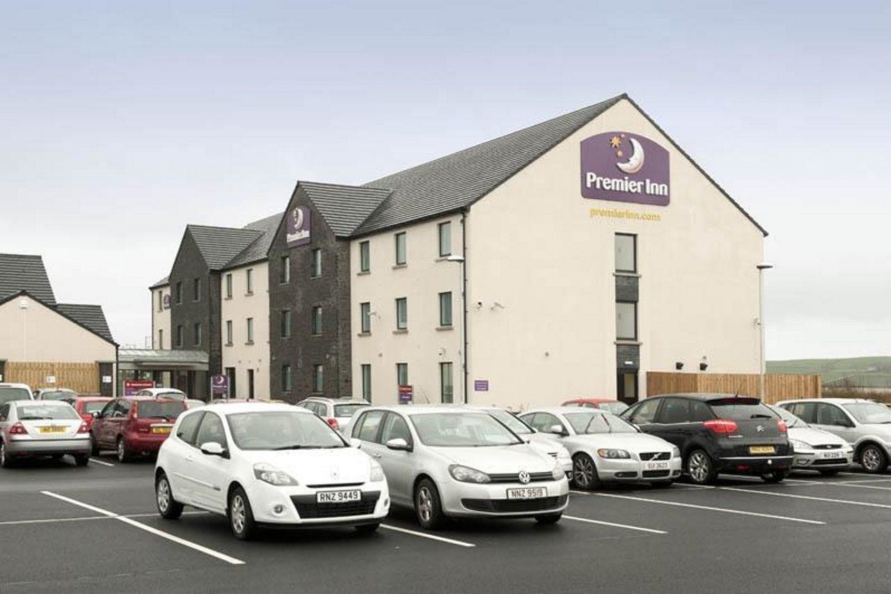 Premier Inn Derry / Londonderry Exteriör bild